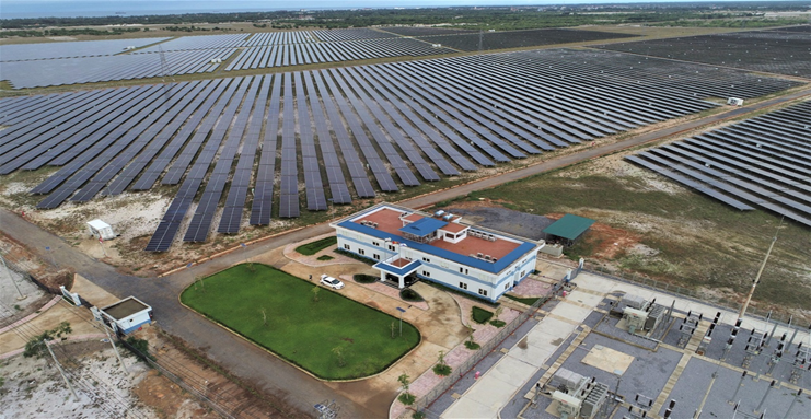 Điện mặt trời là một trong những lĩnh vực năng lượng tái tạo được Quảng Trị quan tâm phát triển, góp phần thúc đẩy quá trình chuyển đổi xanh và sử dụng hiệu quả tài nguyên