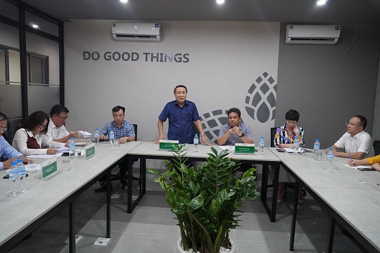 Đồng chí Hà Sỹ Đồng, Phó Chủ tịch Thường trực UBND tỉnh phát biểu tại cuộc họp