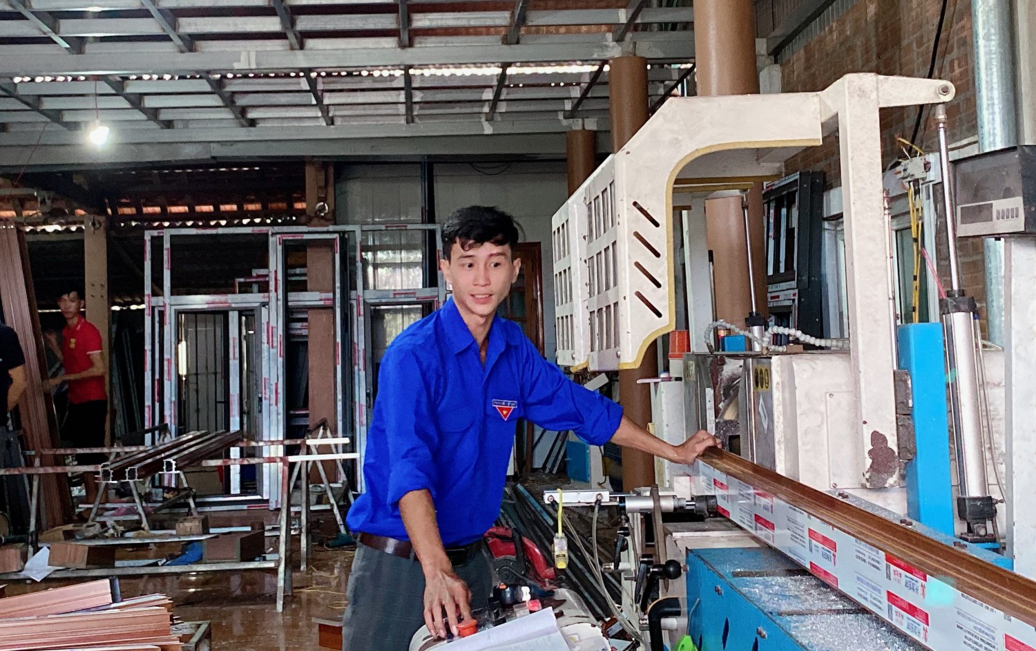 Anh Nguyễn Quang Dũng trở thành chủ doanh nghiệp khi tuổi đời còn trẻ