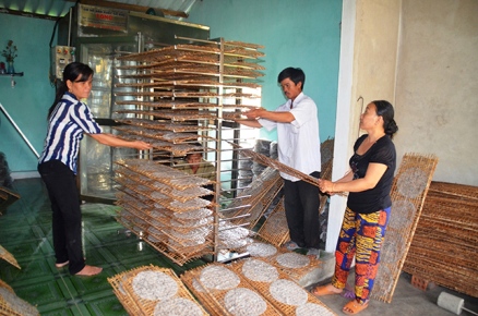 Mô hình hỗ trợ thiết bị sản xuất bánh đa ở Hải Lăng