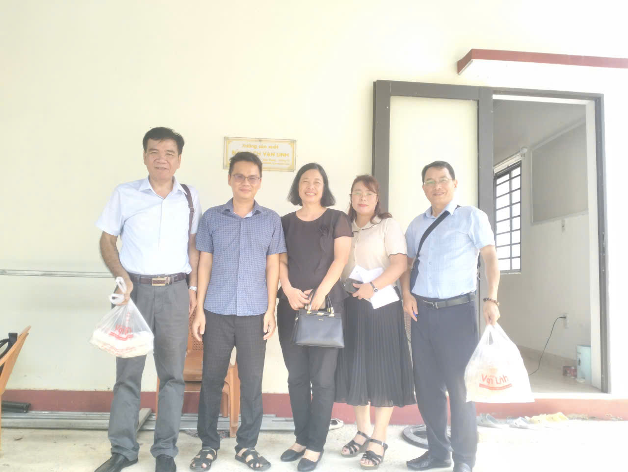VIỆN CÔNG NGHIỆP THỰC PHẨM ĐÁNH GIÁ THỰC TRẠNG AN TOÀN THỰC PHẨM TRONG SẢN XUẤT SẢN PHẨM ĂN LIỀN CHẾ BIỀN TỪ BỘT NHÀO TẠI TỈNH QUẢNG TRỊ